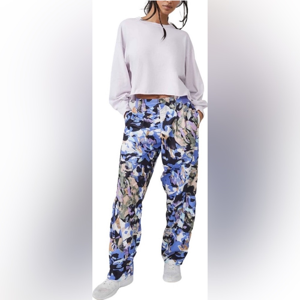 NWT  Free People Movement Mesmerize Me Cargo Pants in Violet Splendor - Size S